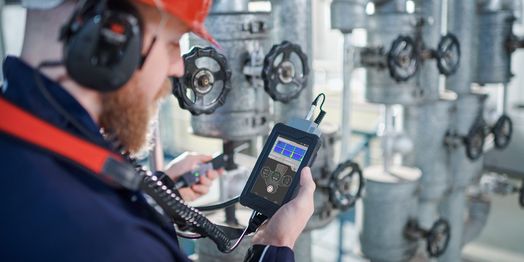 Ultrasonic Testing Devices For Preventive Maintenance | SONAPHONE · SONOTEC